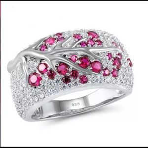 925 Silver Flowered Ring Size 7